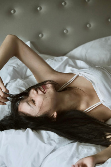 尸油刺青女孩感染